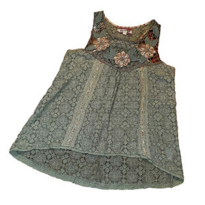 Green Lace Tanktop with Flowers Small